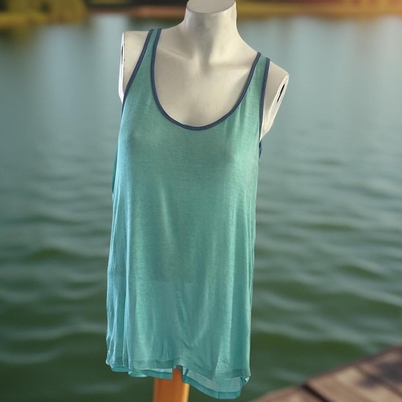 2 Pack - Color Color Threads Women's Aqua Yoga Tank Top size S,M,L - NWT - Picture 1 of 4